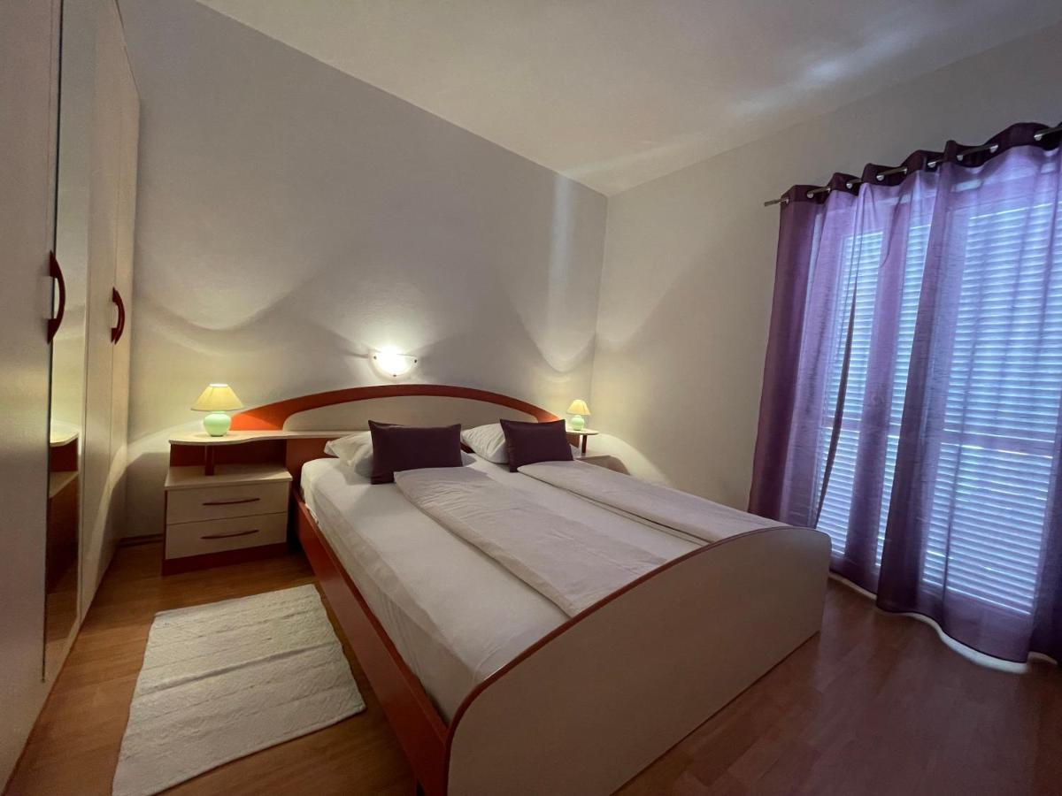 Apartmani Ruzarija Rab Town Kültér fotó