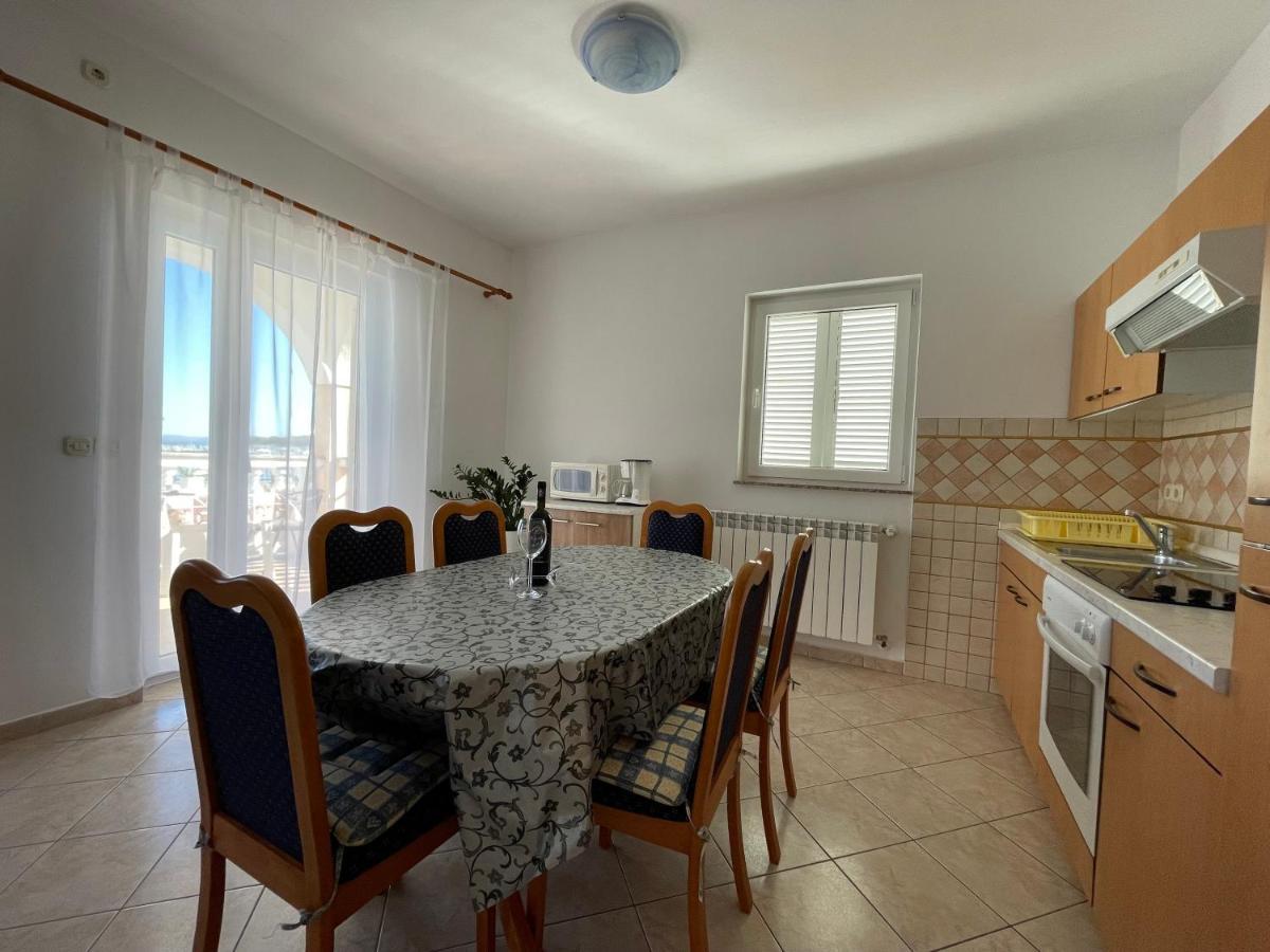 Apartmani Ruzarija Rab Town Kültér fotó