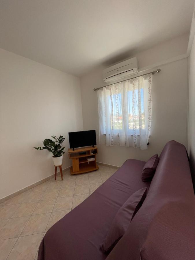 Apartmani Ruzarija Rab Town Kültér fotó
